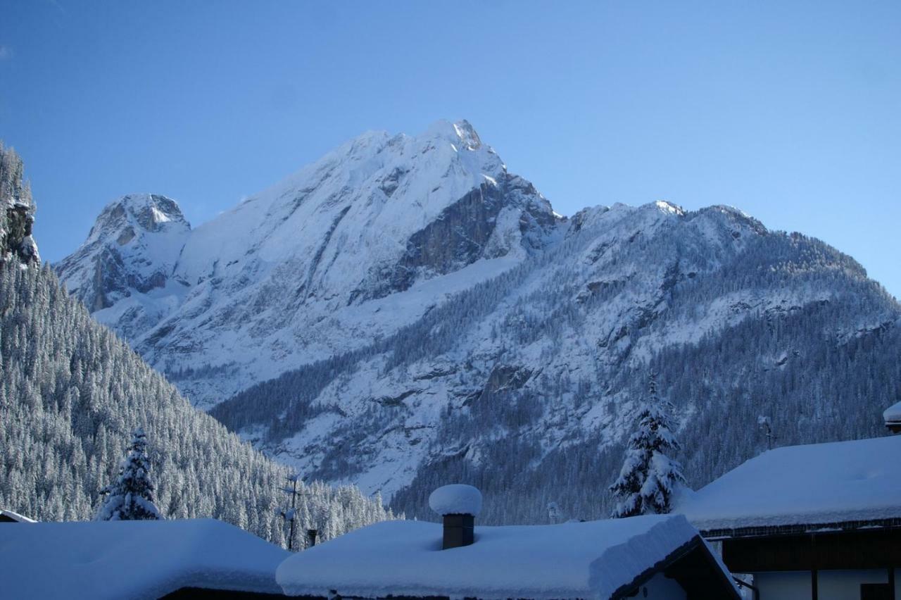 Appartement Des Alpes 2 à Canazei Extérieur photo